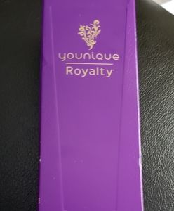 *Younique pore purifying cleaner